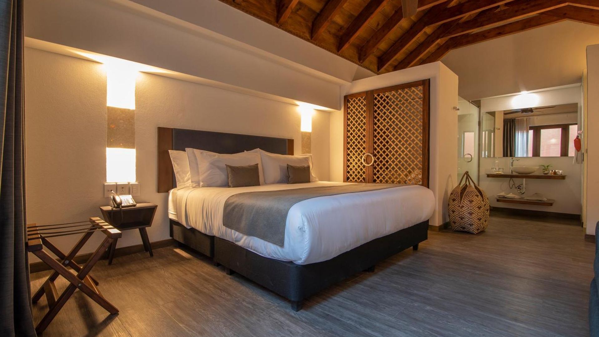 Hotel Santa Catalina By Oxohotel 4*