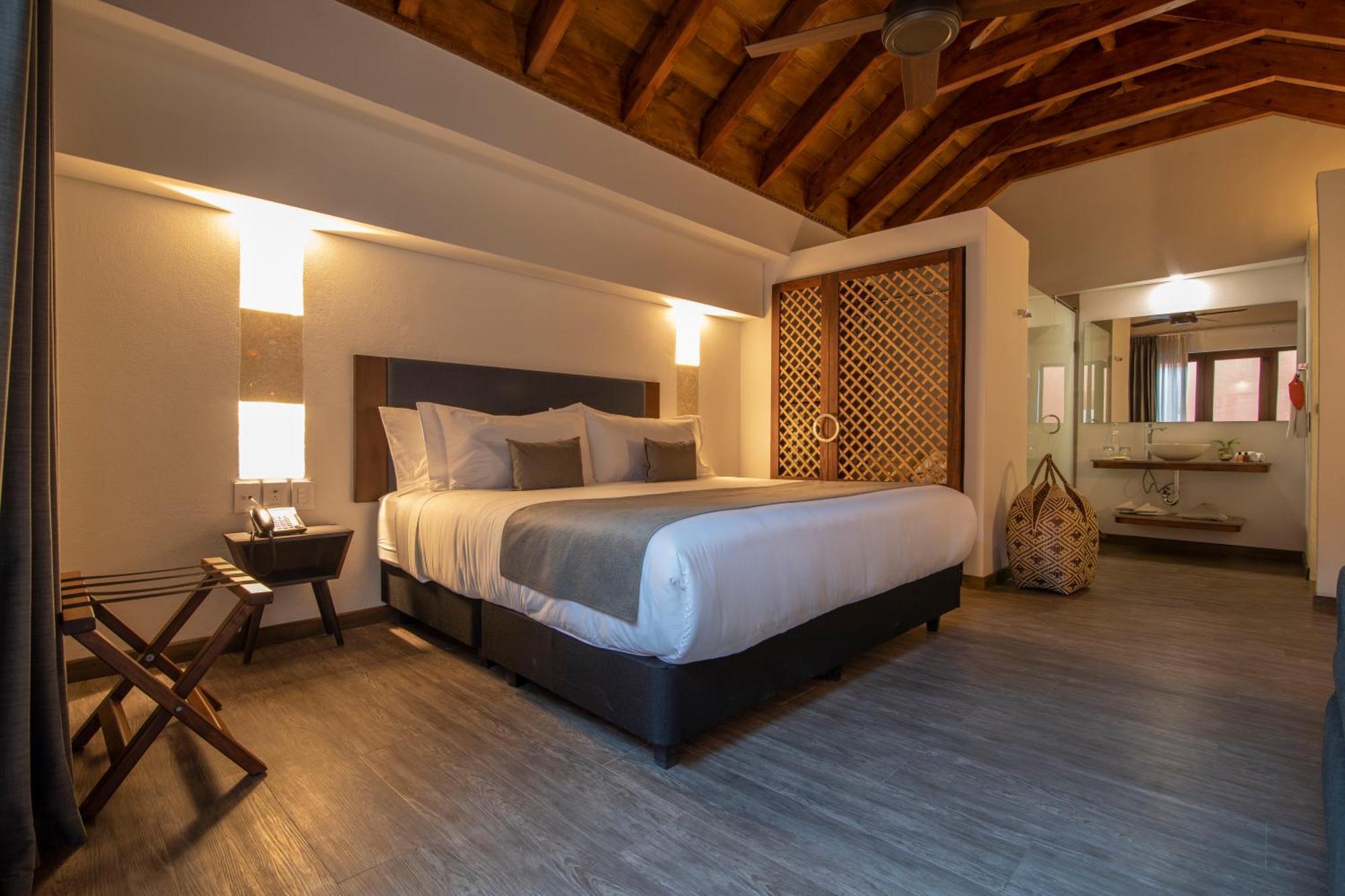 Hotel Santa Catalina By Oxohotel 4*